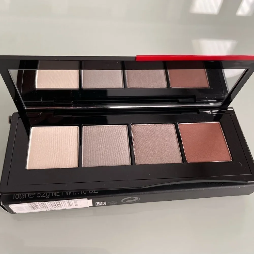 NIB Shiseido Essential Eye Palette